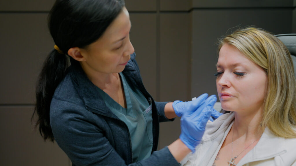 Nurses are quitting hospitals to start injecting Botox